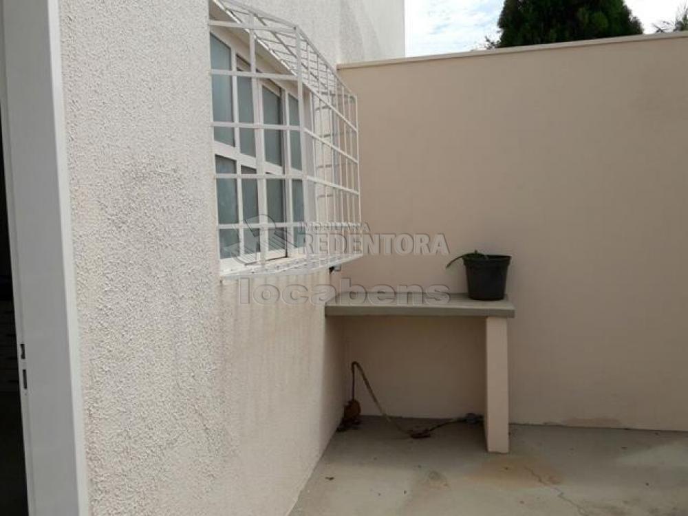 Alugar Casa / Padrão em São José do Rio Preto R$ 3.000,00 - Foto 24