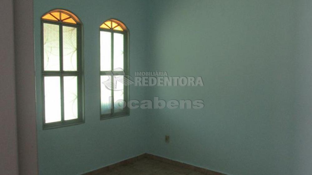 Alugar Casa / Padrão em São José do Rio Preto R$ 970,38 - Foto 2