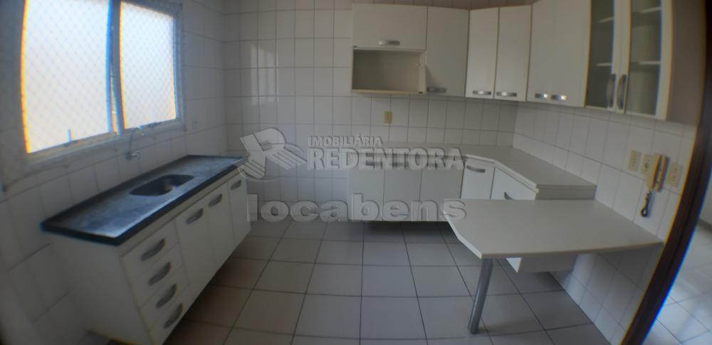 Comprar Apartamento / Padrão em São José do Rio Preto - Foto 3