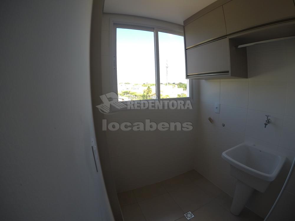 Comprar Apartamento / Padrão em São José do Rio Preto - Foto 1