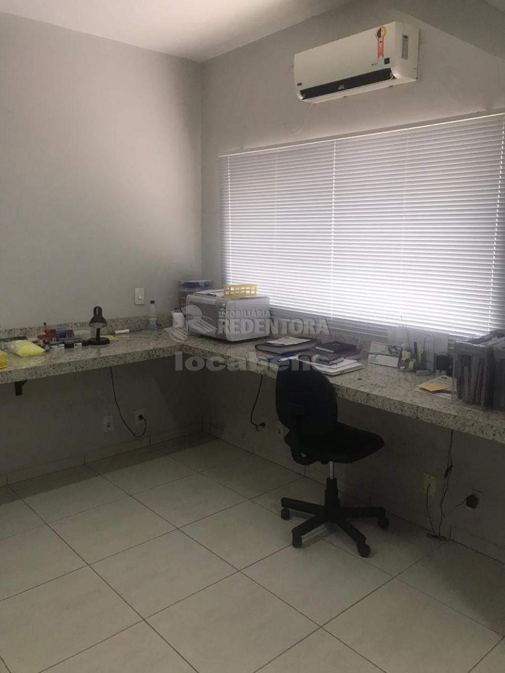 Alugar Casa / Padrão em São José do Rio Preto apenas R$ 2.200,00 - Foto 10