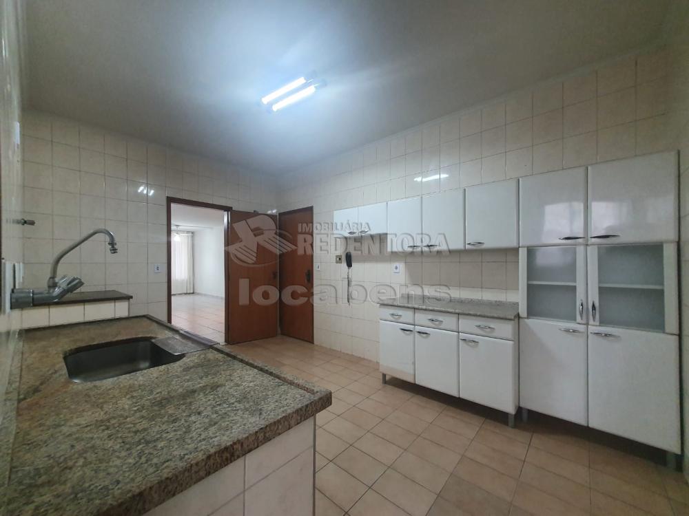 Alugar Apartamento / Padrão em São José do Rio Preto apenas R$ 850,00 - Foto 3