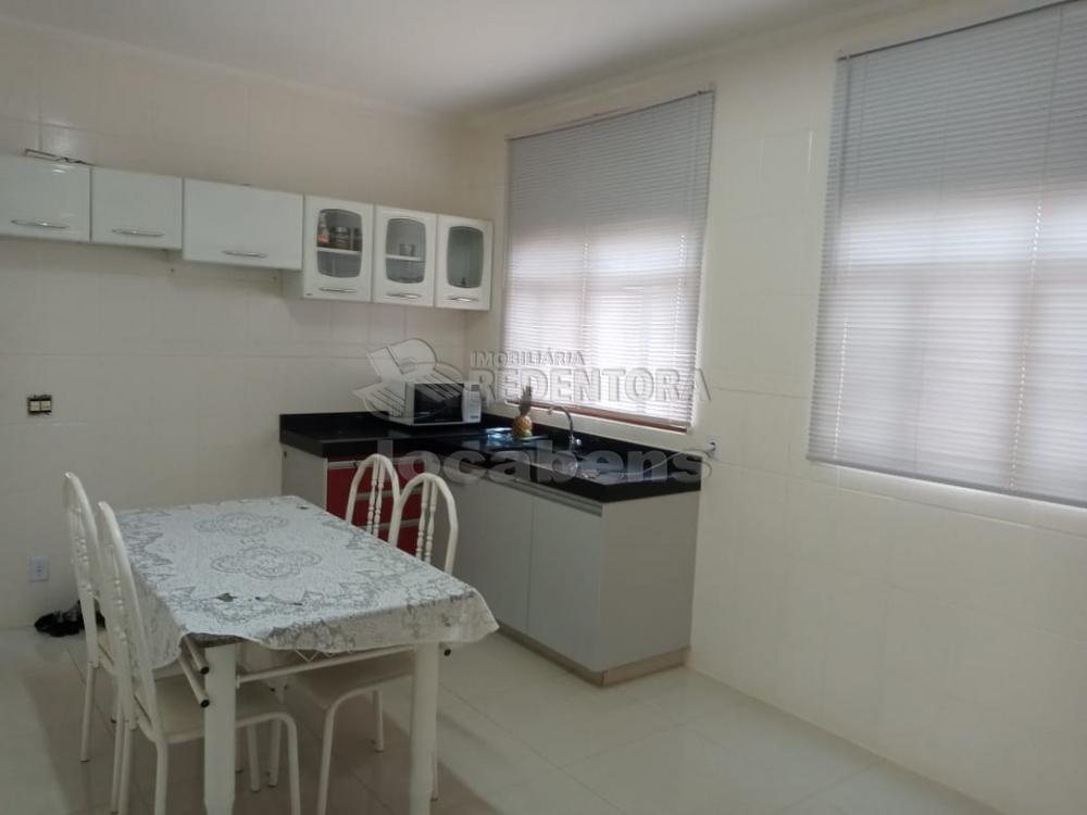 Comprar Casa / Padrão em São José do Rio Preto R$ 330.000,00 - Foto 4