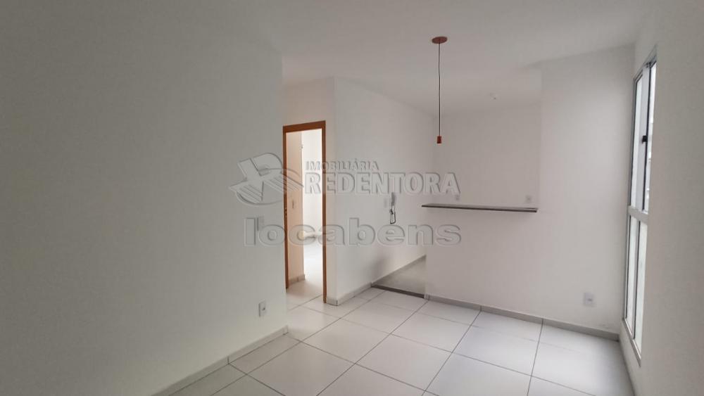 Alugar Apartamento / Padrão em São José do Rio Preto apenas R$ 700,00 - Foto 1