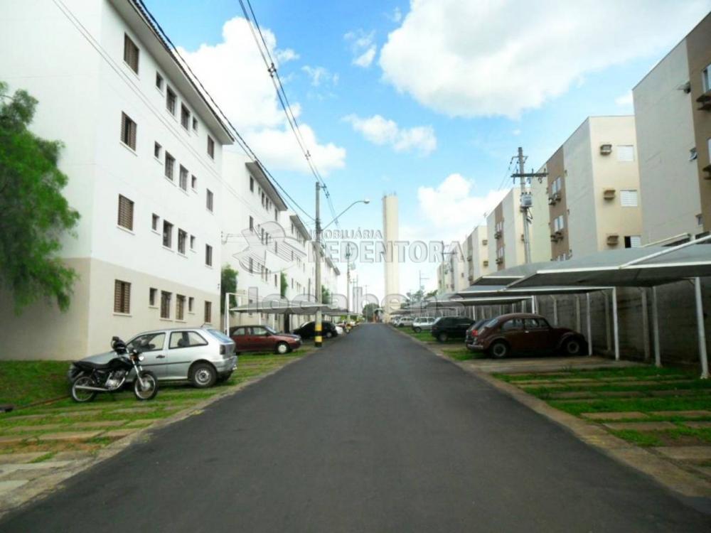 Comprar Apartamento / Padrão em São José do Rio Preto R$ 140.000,00 - Foto 1