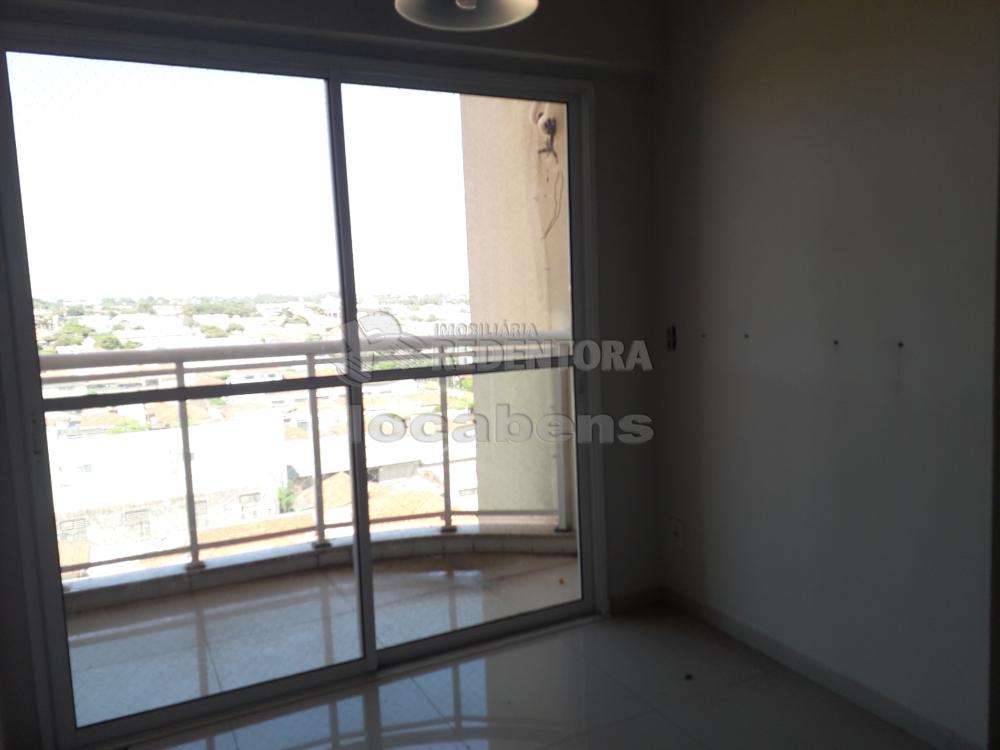 Comprar Apartamento / Cobertura em São José do Rio Preto - Foto 3