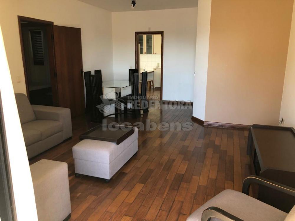 Alugar Apartamento / Padrão em São José do Rio Preto R$ 1.750,00 - Foto 2