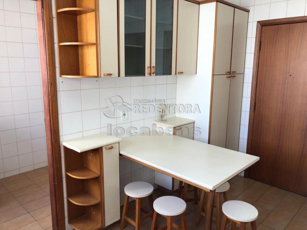 Alugar Apartamento / Padrão em São José do Rio Preto R$ 1.750,00 - Foto 23