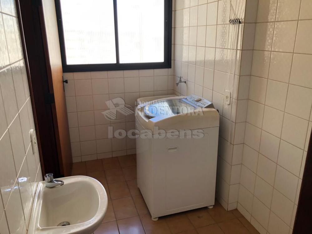 Alugar Apartamento / Padrão em São José do Rio Preto R$ 1.750,00 - Foto 24