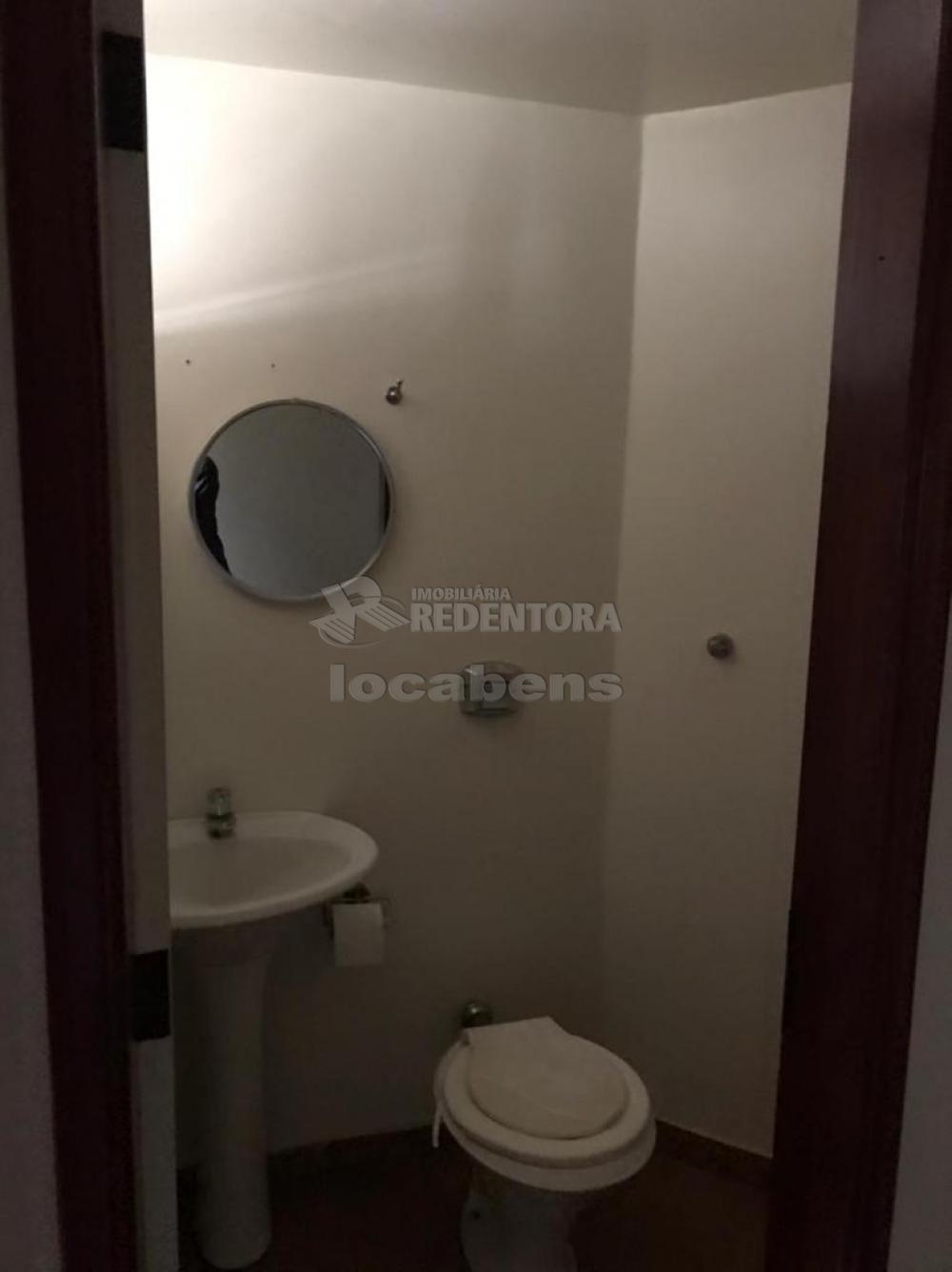 Alugar Apartamento / Padrão em São José do Rio Preto R$ 1.600,00 - Foto 8