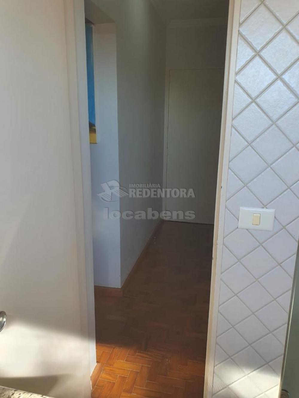 Comprar Apartamento / Padrão em São José do Rio Preto R$ 380.000,00 - Foto 5