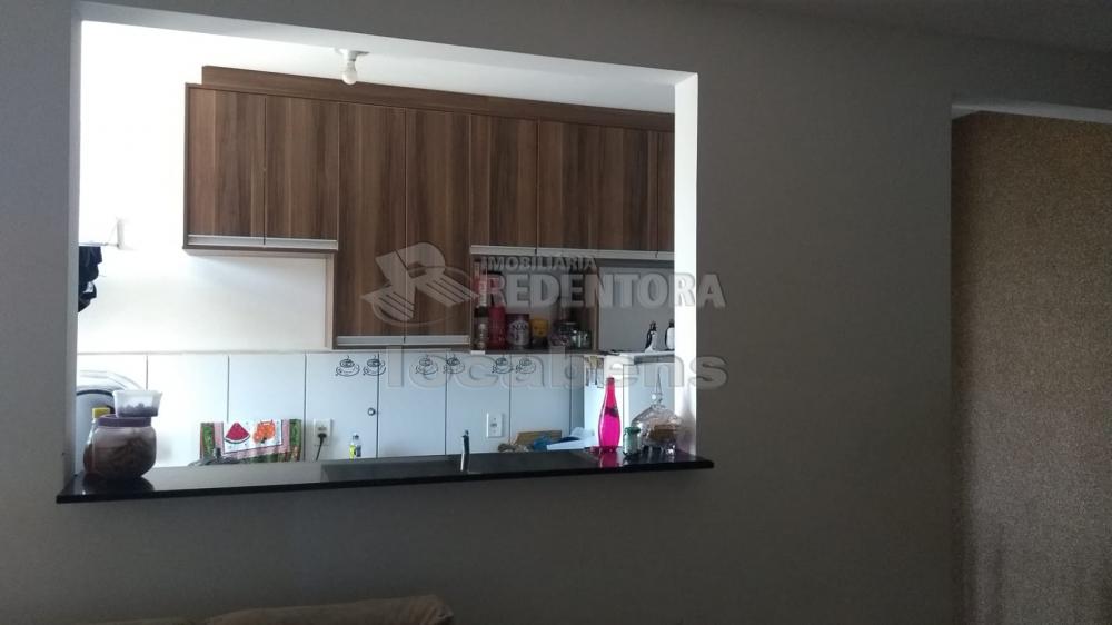 Comprar Apartamento / Padrão em São José do Rio Preto R$ 180.000,00 - Foto 4