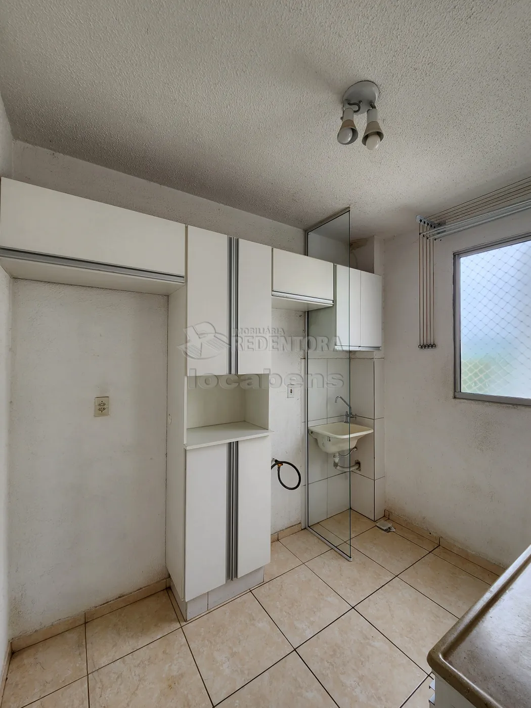 Apartamento para alugar com 2 quartos, 50m² - Foto 3