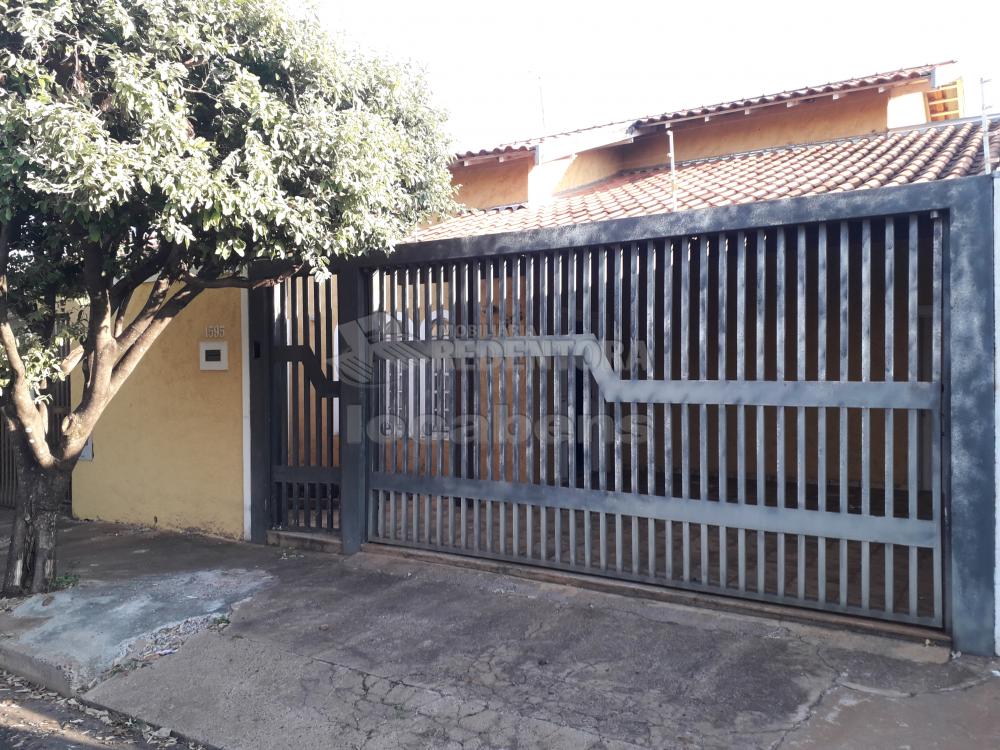 Comprar Casa / Padrão em São José do Rio Preto R$ 300.000,00 - Foto 1