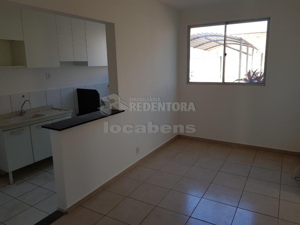 Comprar Apartamento / Padrão em São José do Rio Preto apenas R$ 159.000,00 - Foto 1