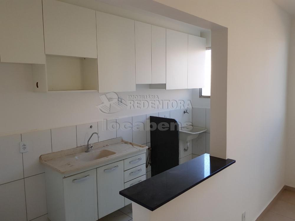 Comprar Apartamento / Padrão em São José do Rio Preto apenas R$ 159.000,00 - Foto 2