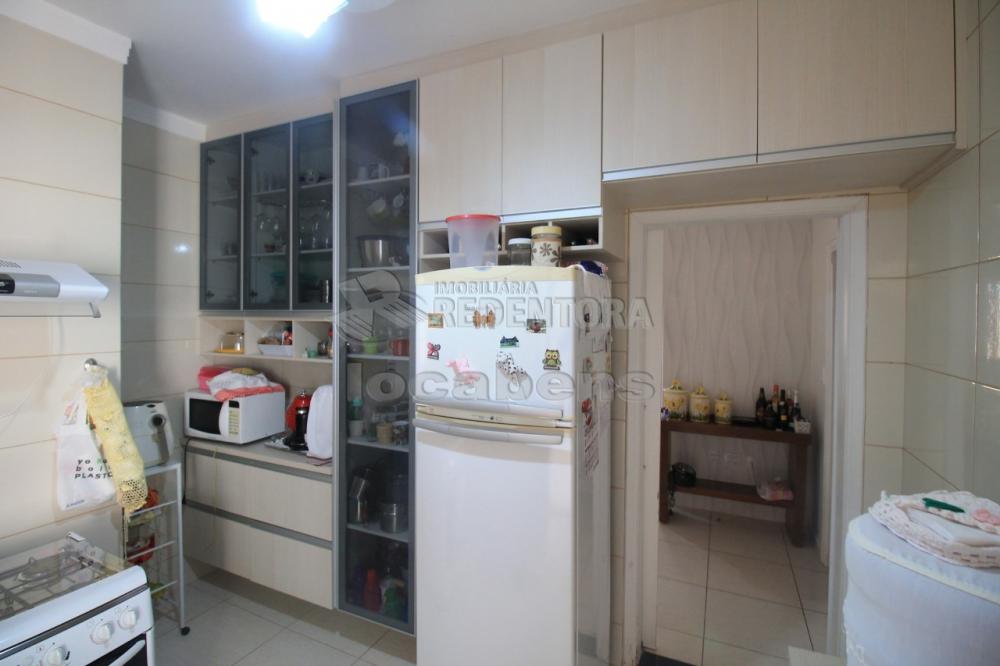 Alugar Casa / Padrão em São José do Rio Preto R$ 2.250,00 - Foto 14