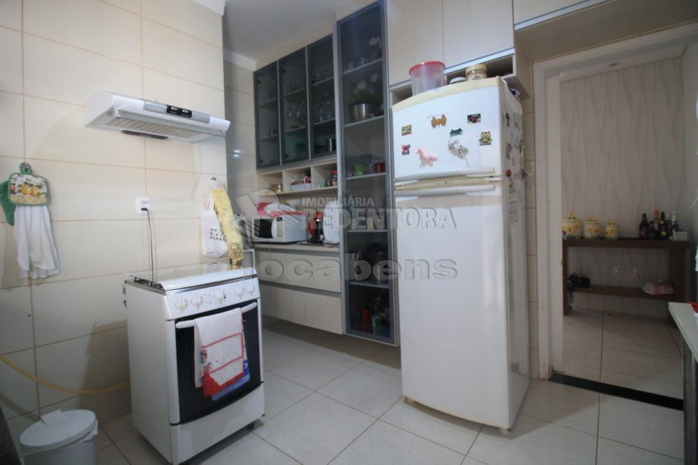 Alugar Casa / Padrão em São José do Rio Preto R$ 2.250,00 - Foto 22