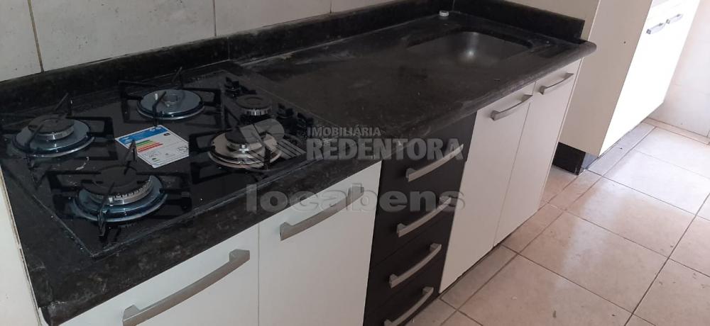 Alugar Apartamento / Padrão em São José do Rio Preto R$ 900,00 - Foto 11