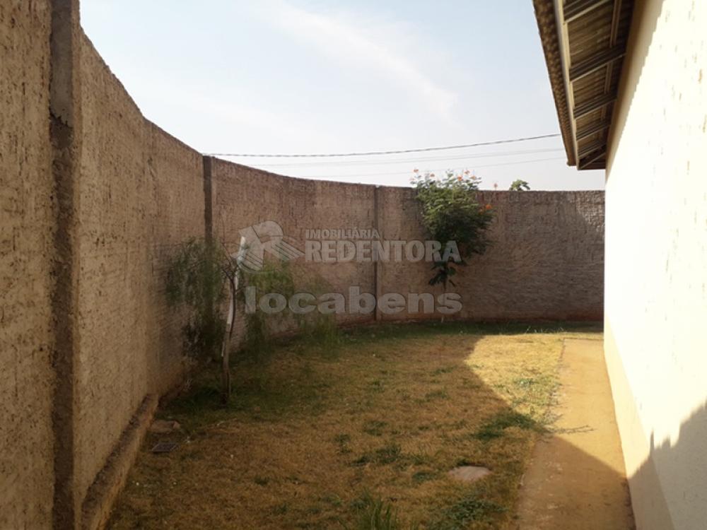 Comprar Casa / Padrão em São José do Rio Preto R$ 190.000,00 - Foto 13