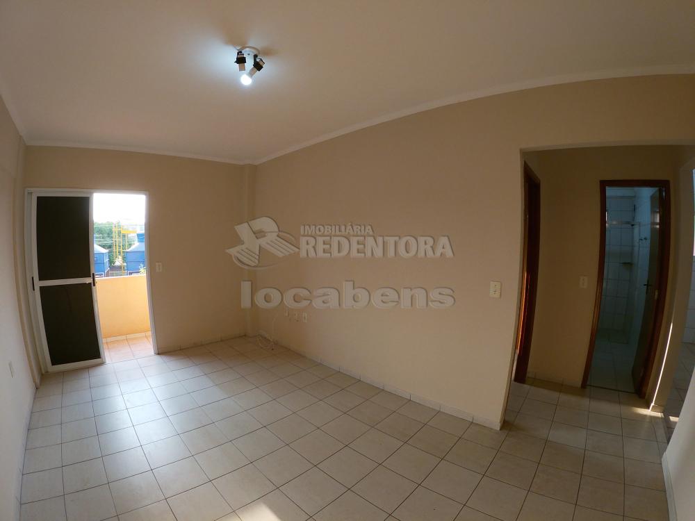 Alugar Apartamento / Padrão em São José do Rio Preto apenas R$ 600,00 - Foto 2