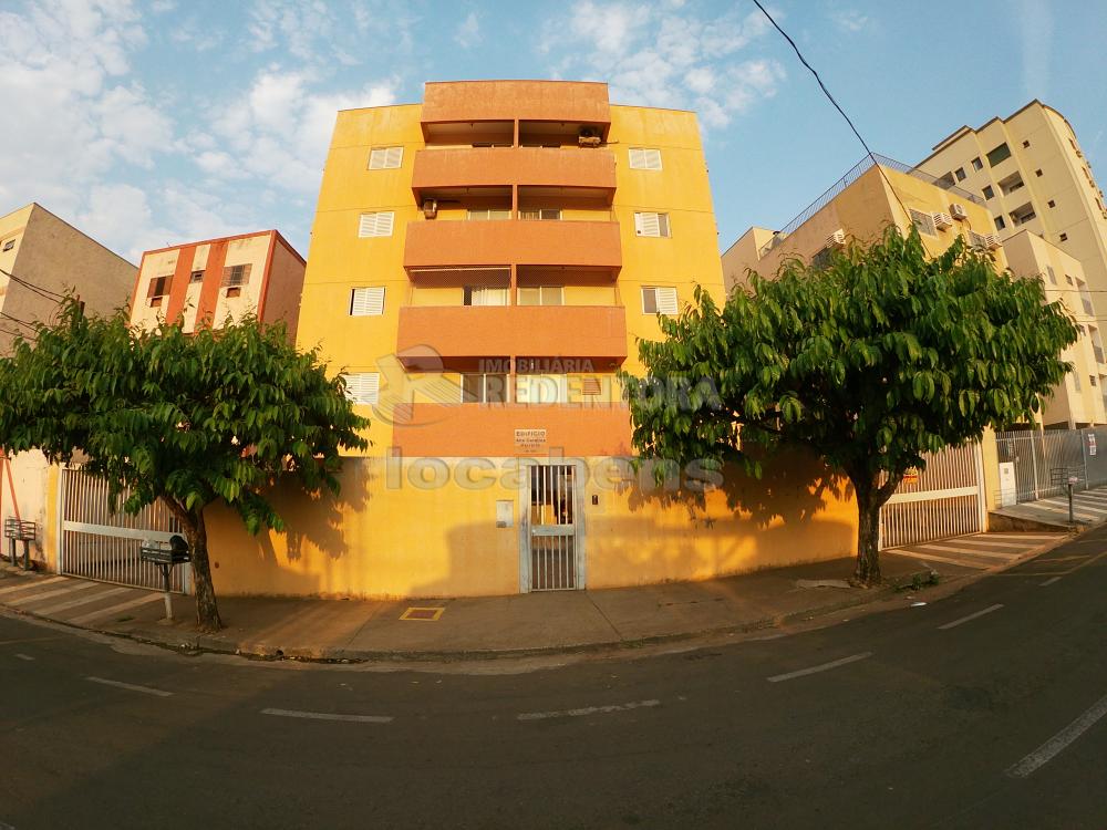 Alugar Apartamento / Padrão em São José do Rio Preto R$ 600,00 - Foto 1