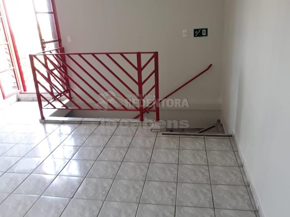 Alugar Comercial / Salão em São José do Rio Preto apenas R$ 1.800,00 - Foto 1