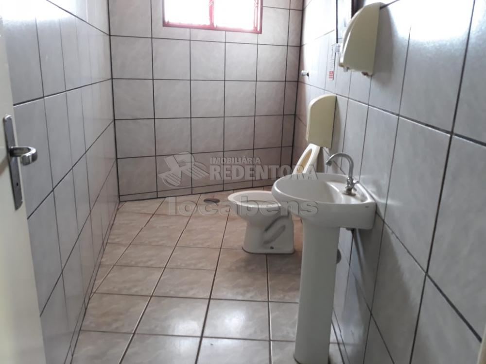 Alugar Comercial / Salão em São José do Rio Preto R$ 2.000,00 - Foto 8