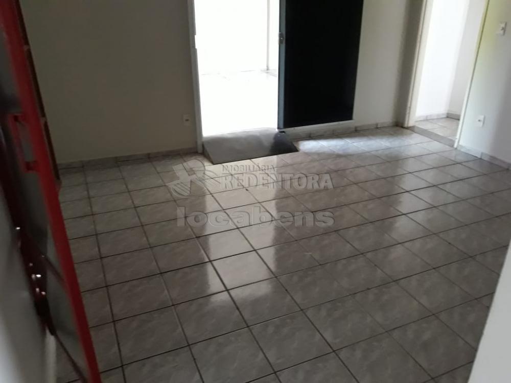 Alugar Comercial / Salão em São José do Rio Preto R$ 2.000,00 - Foto 15