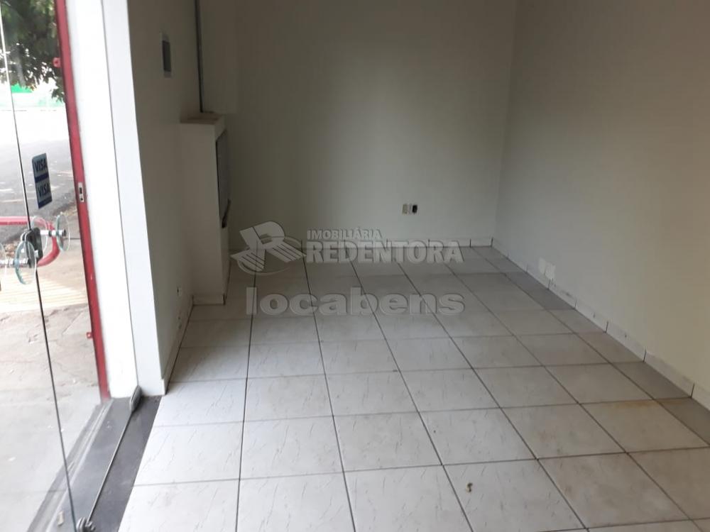 Alugar Comercial / Salão em São José do Rio Preto R$ 2.000,00 - Foto 35