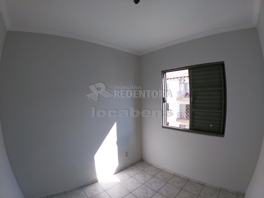 Alugar Apartamento / Padrão em São José do Rio Preto R$ 800,00 - Foto 12