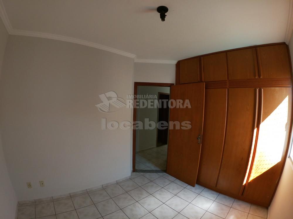 Alugar Apartamento / Padrão em São José do Rio Preto R$ 800,00 - Foto 18