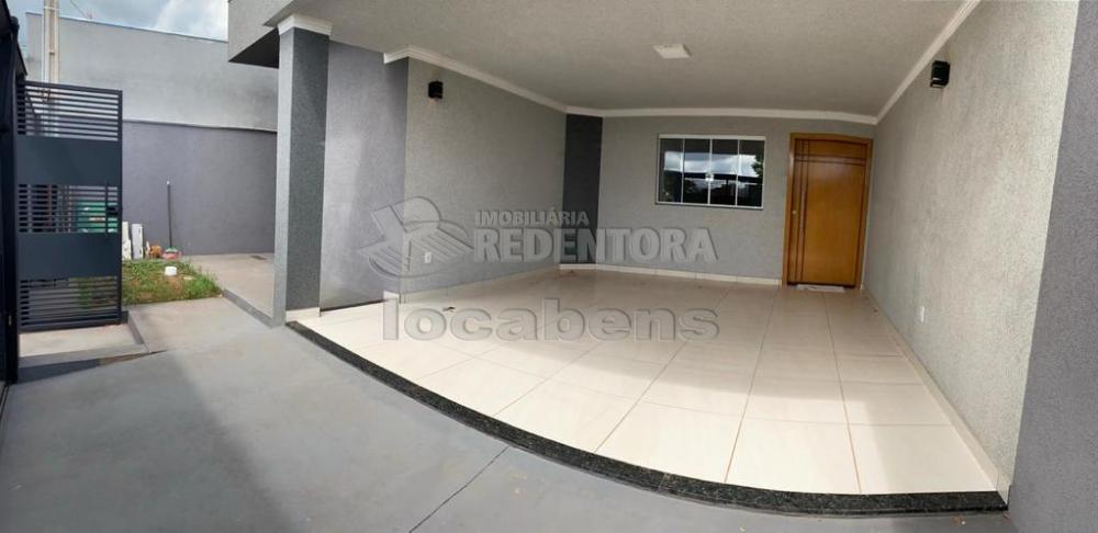 Casa à venda com 2 quartos, 129m² - Foto 1