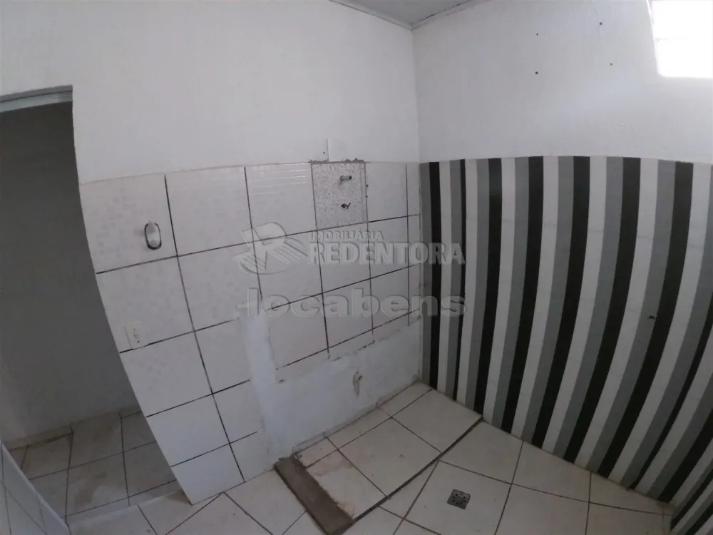 Alugar Casa / Padrão em São José do Rio Preto R$ 1.400,00 - Foto 24