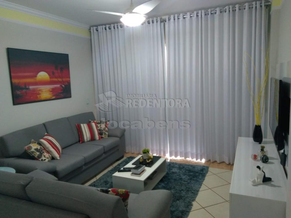 Comprar Apartamento / Padrão em São José do Rio Preto R$ 370.000,00 - Foto 1