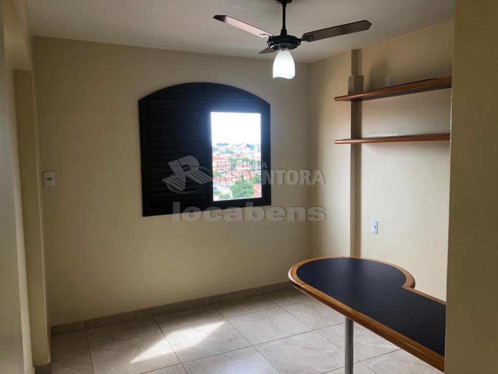 Alugar Apartamento / Padrão em São José do Rio Preto R$ 1.500,00 - Foto 10