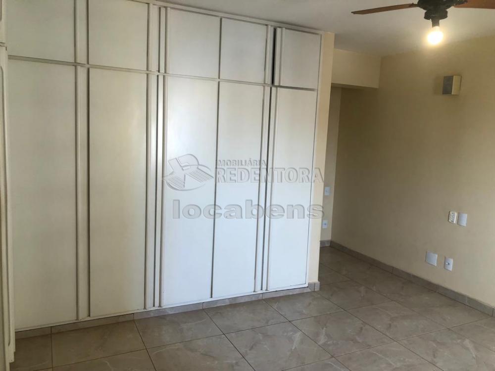 Alugar Apartamento / Padrão em São José do Rio Preto R$ 1.500,00 - Foto 20