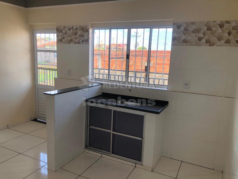 Alugar Apartamento / Padrão em Bady Bassitt R$ 750,00 - Foto 3