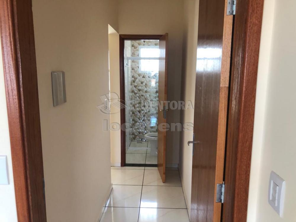 Alugar Apartamento / Padrão em Bady Bassitt R$ 750,00 - Foto 4