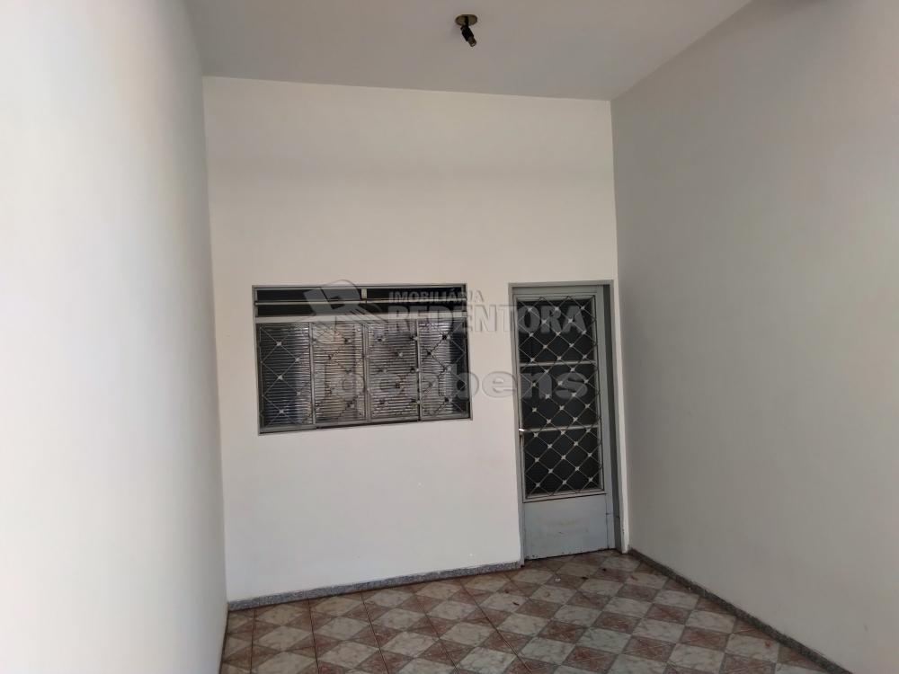 Alugar Casa / Sobrado em São José do Rio Preto R$ 1.750,00 - Foto 2