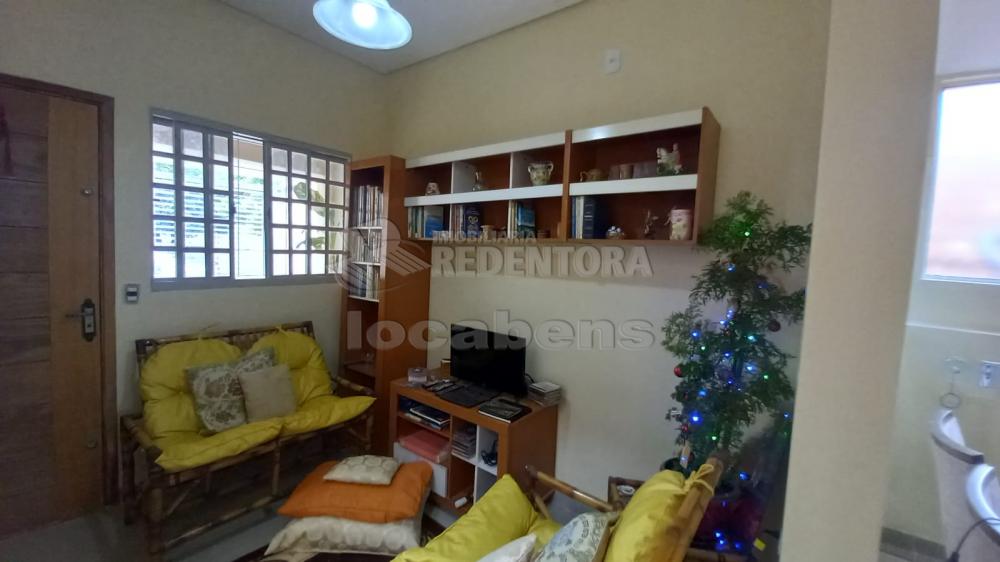 Alugar Casa / Padrão em São José do Rio Preto R$ 1.500,00 - Foto 9