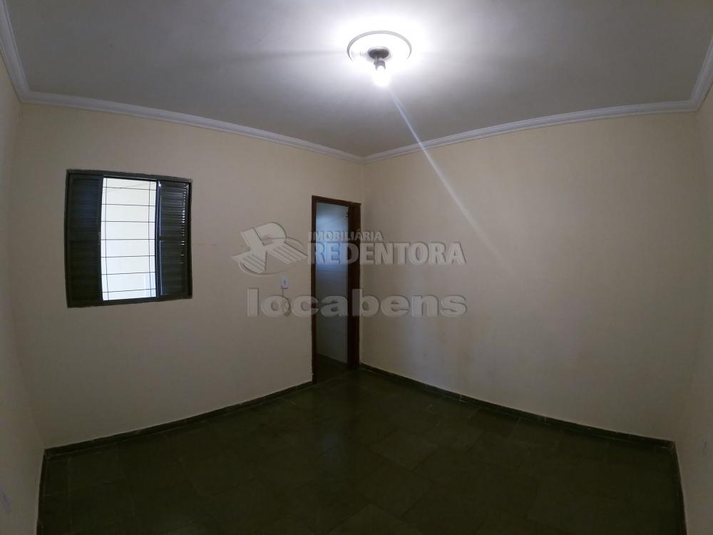 Alugar Casa / Padrão em São José do Rio Preto R$ 550,00 - Foto 7