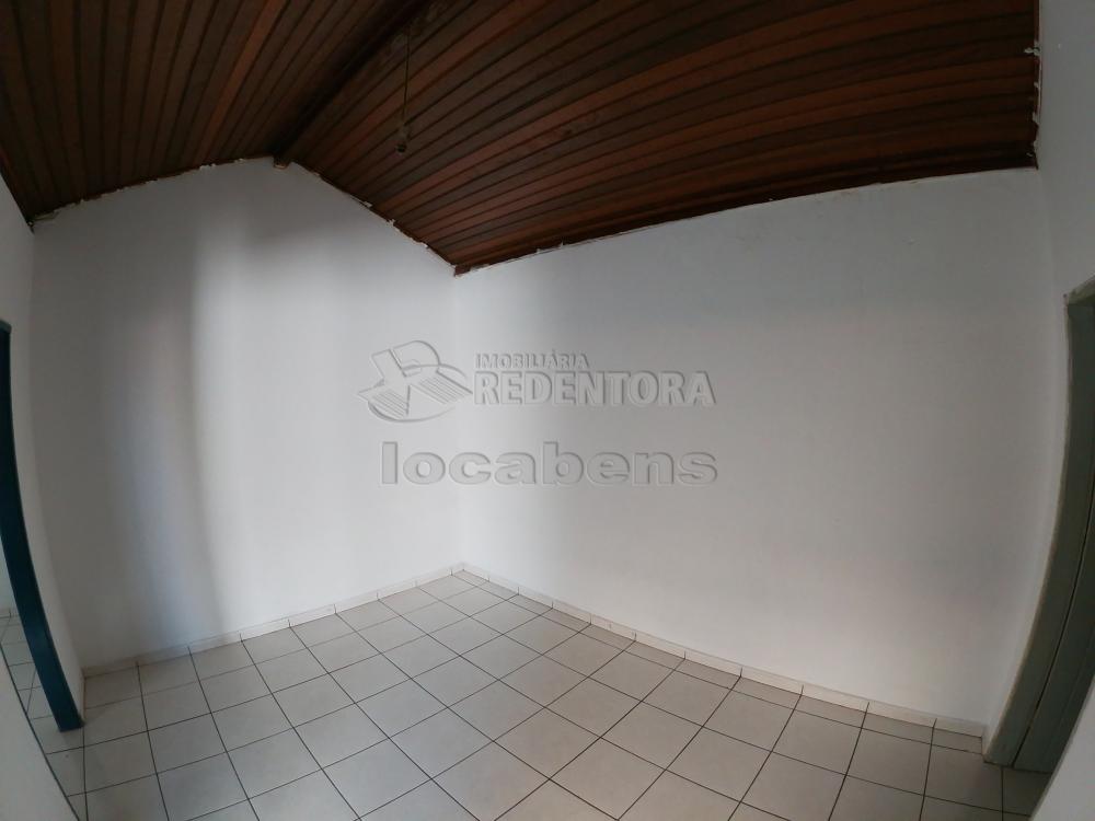 Alugar Casa / Padrão em São José do Rio Preto apenas R$ 450,00 - Foto 1