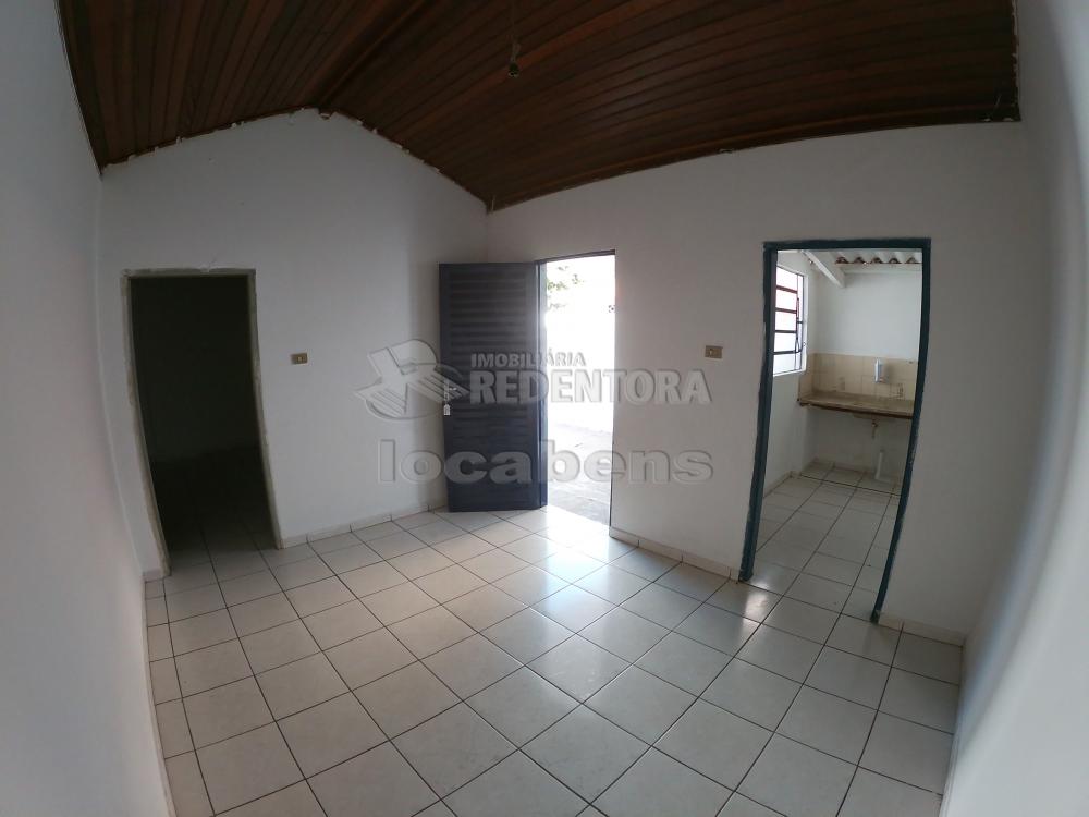 Alugar Casa / Padrão em São José do Rio Preto apenas R$ 450,00 - Foto 3