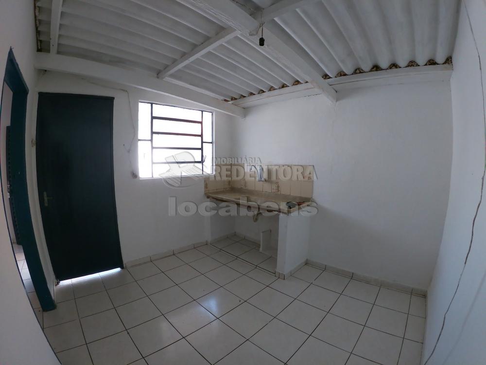 Alugar Casa / Padrão em São José do Rio Preto apenas R$ 450,00 - Foto 9