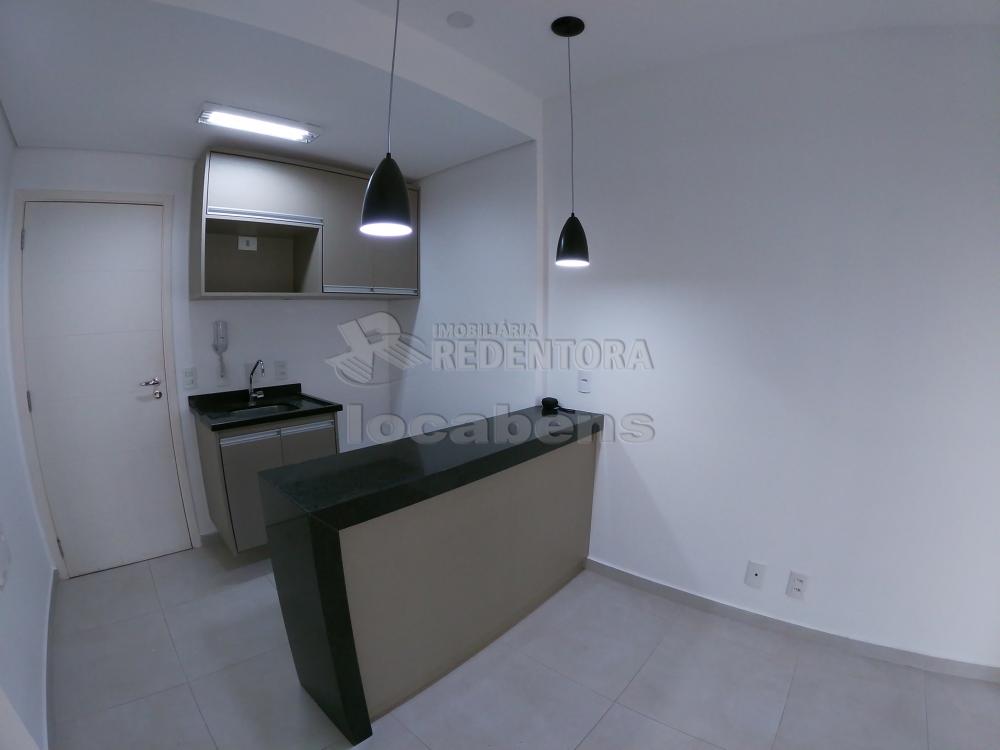 Comprar Apartamento / Studio em São José do Rio Preto R$ 360.000,00 - Foto 5