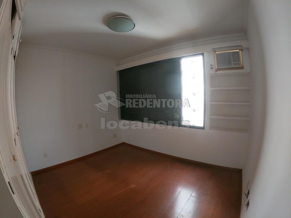 Alugar Apartamento / Padrão em São José do Rio Preto R$ 900,00 - Foto 33