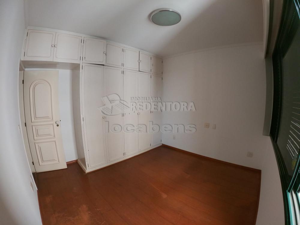 Alugar Apartamento / Padrão em São José do Rio Preto R$ 900,00 - Foto 34