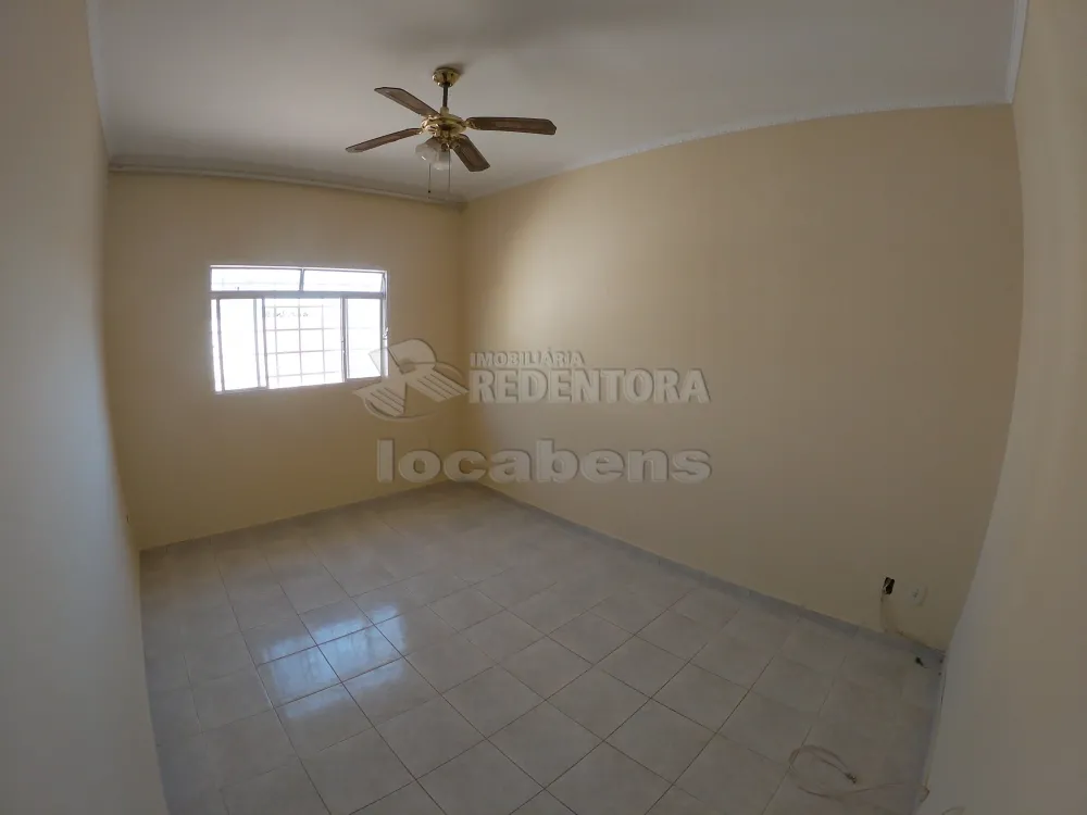 Alugar Casa / Padrão em São José do Rio Preto apenas R$ 1.800,00 - Foto 5