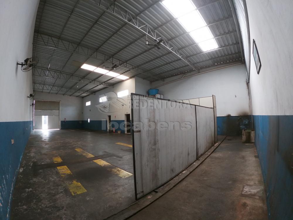 Alugar Comercial / Salão em São José do Rio Preto R$ 3.000,00 - Foto 3